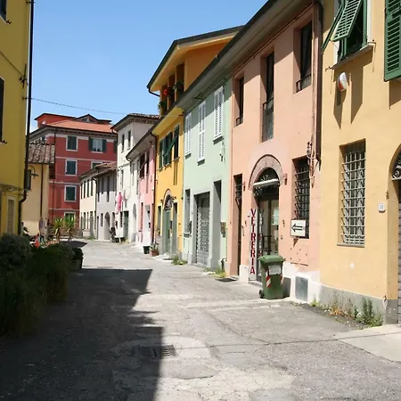 Ferienwohnung The Old Laundry Lucca Exterior foto