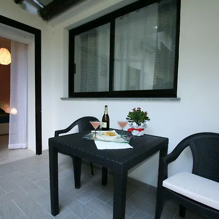 Ferienwohnung The Old Laundry Lucca Exterior foto